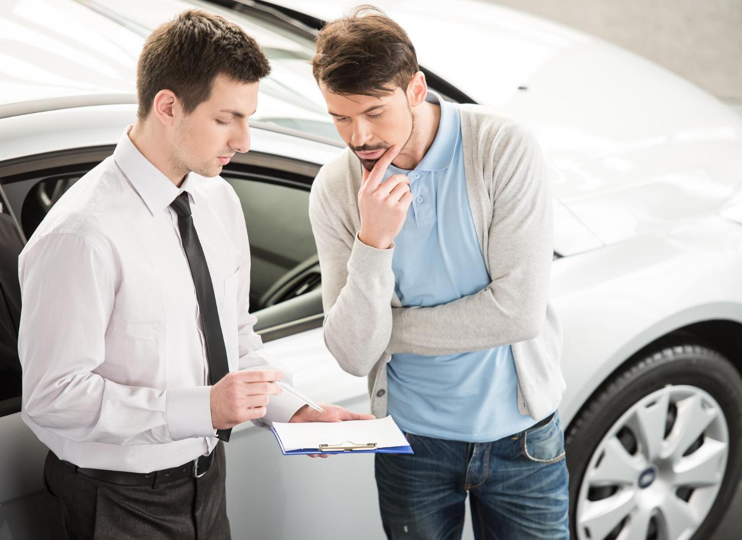 Serviços e consultas especializadas em automóveis para uma experiência perfeita